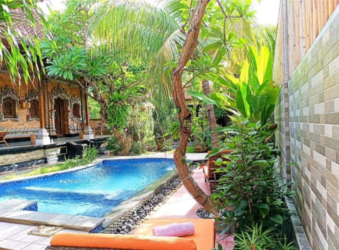 Green Palace Homestay Batununggul Bagian luar foto