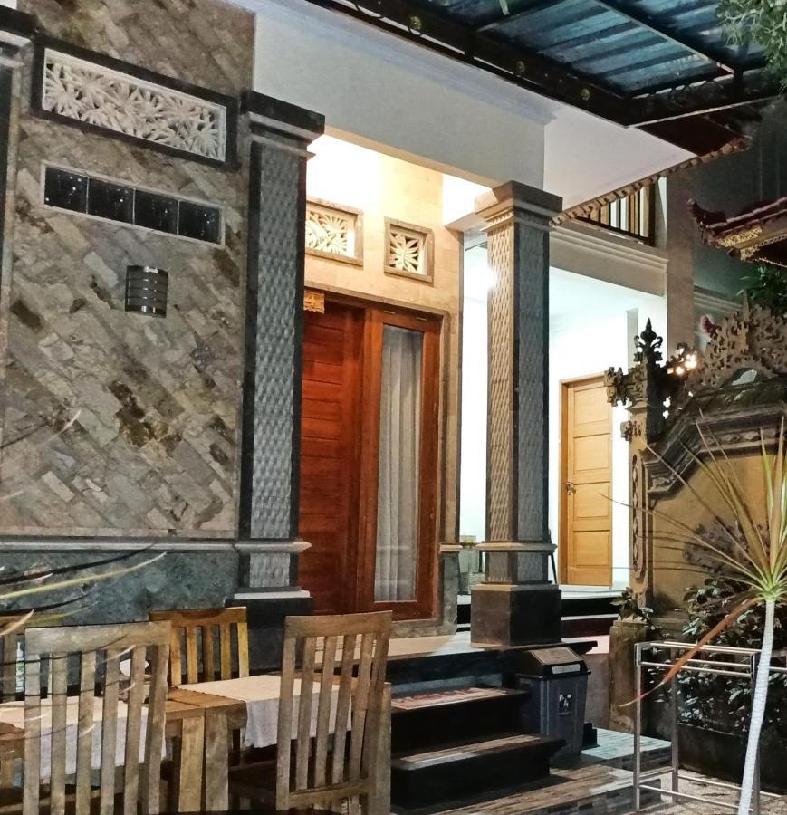 Green Palace Homestay Batununggul Bagian luar foto