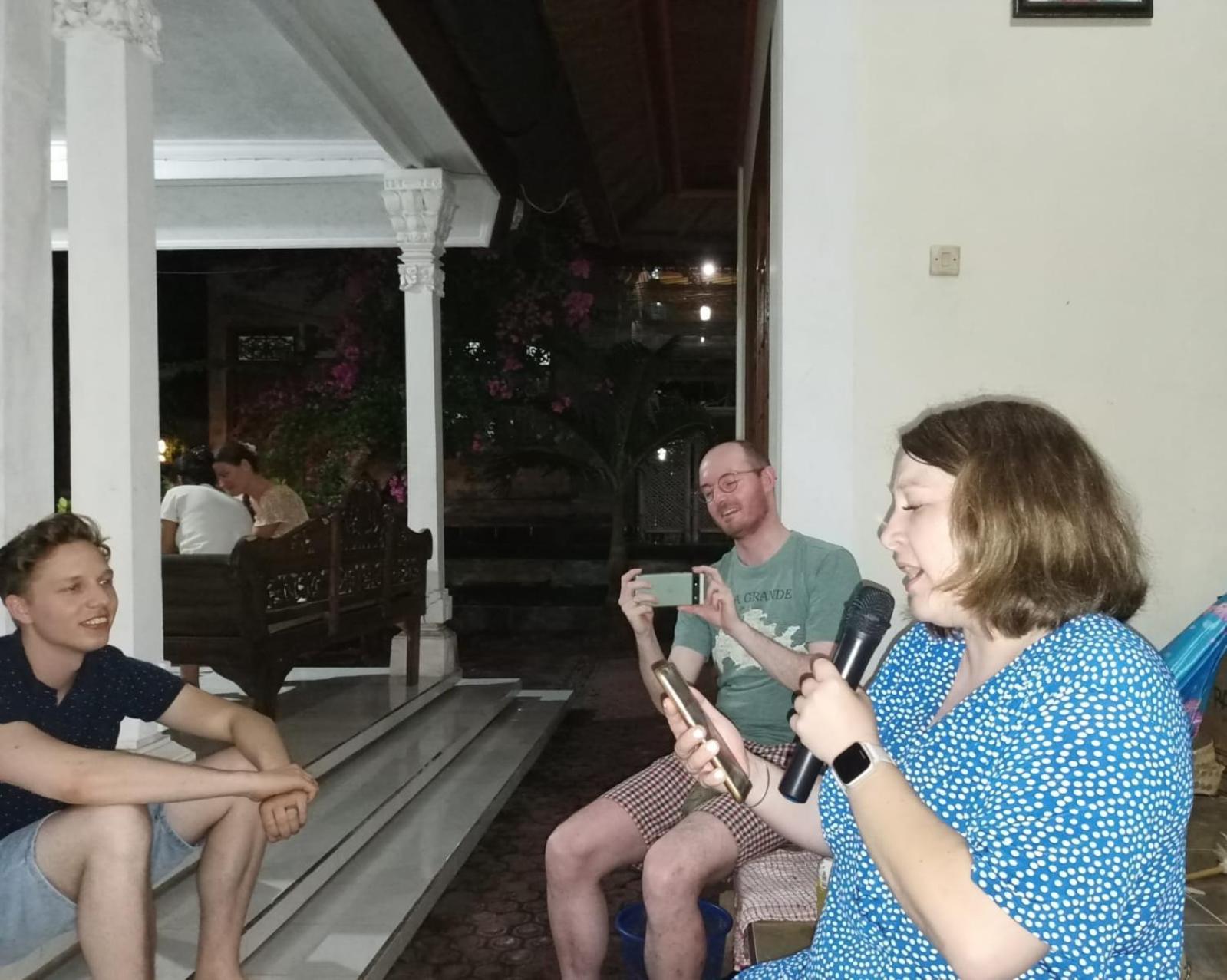 Green Palace Homestay Batununggul Bagian luar foto